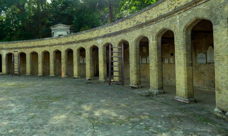 Highgate Cemetery Escape